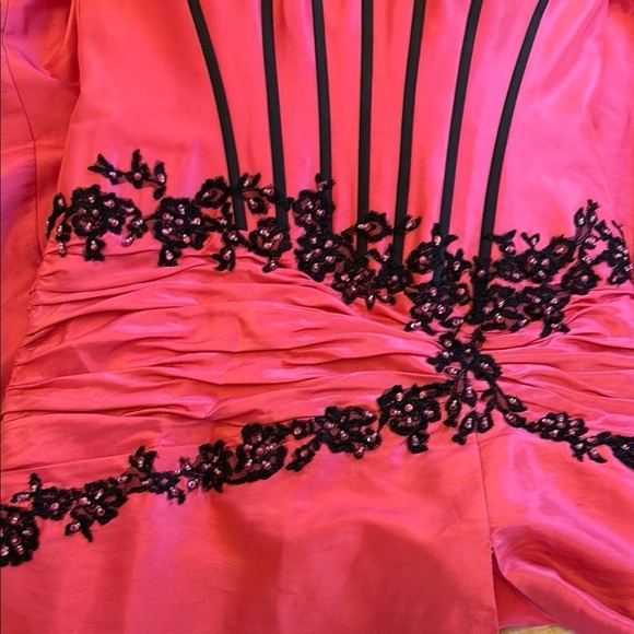 Pink Strapless Gown with Sweetheart Neckline - Picture 9 of 14